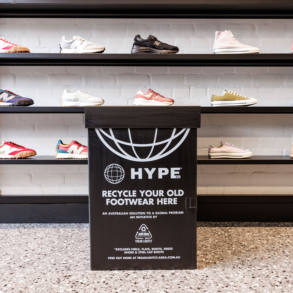 Hype brand logo and Jordan shoes keychains : BidBud
