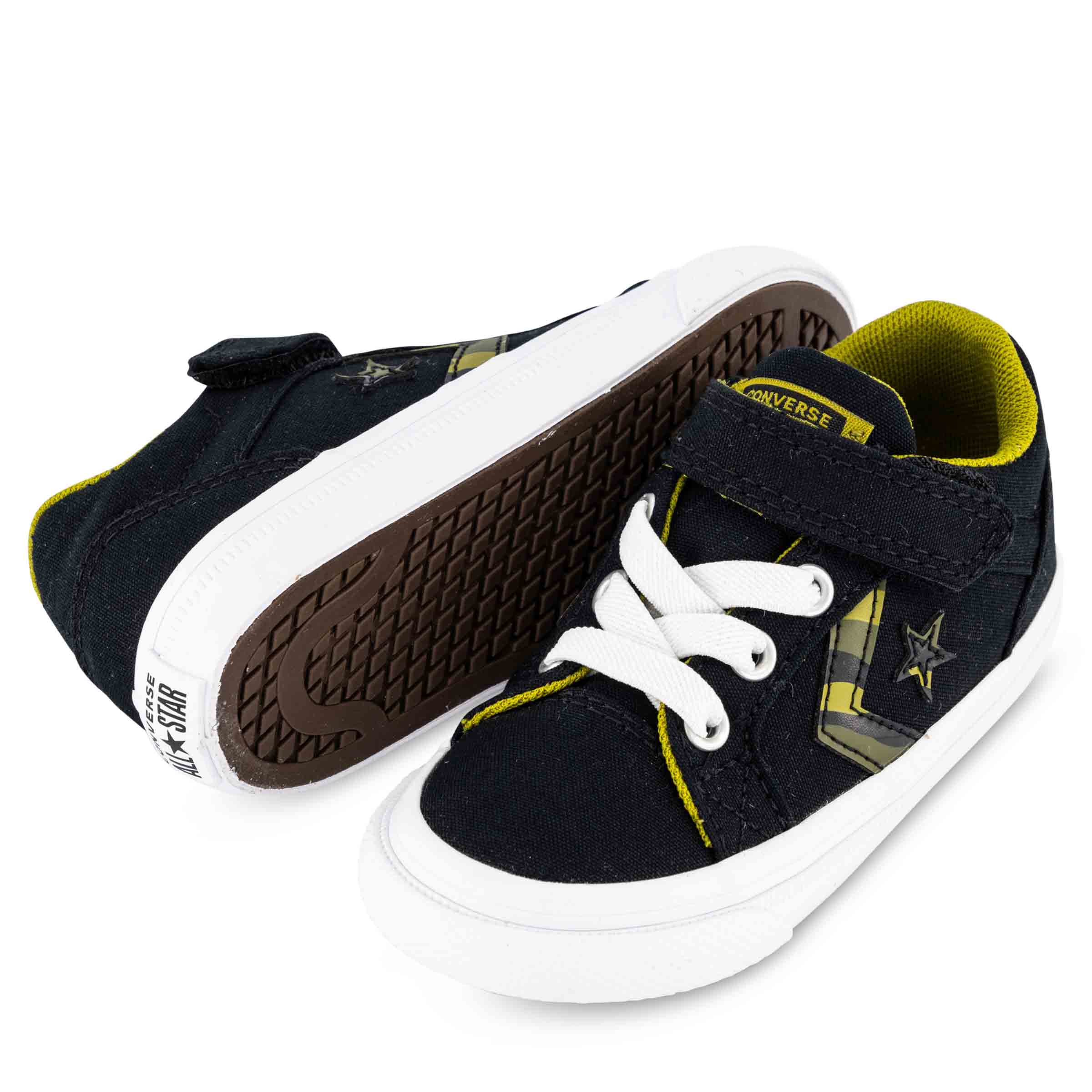 Converse el distrito sale black