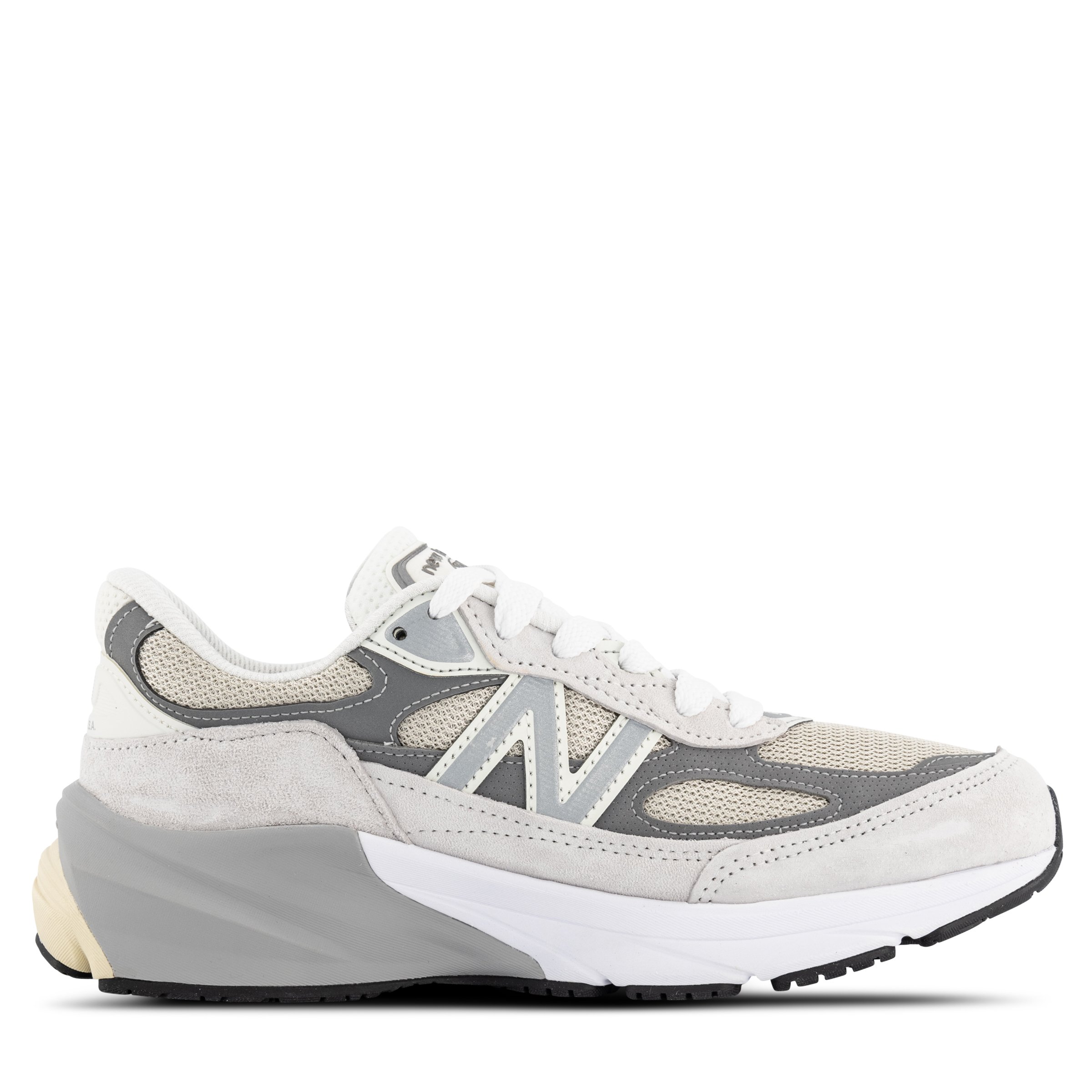 New Balance 990 v6 Reflection Hype DC