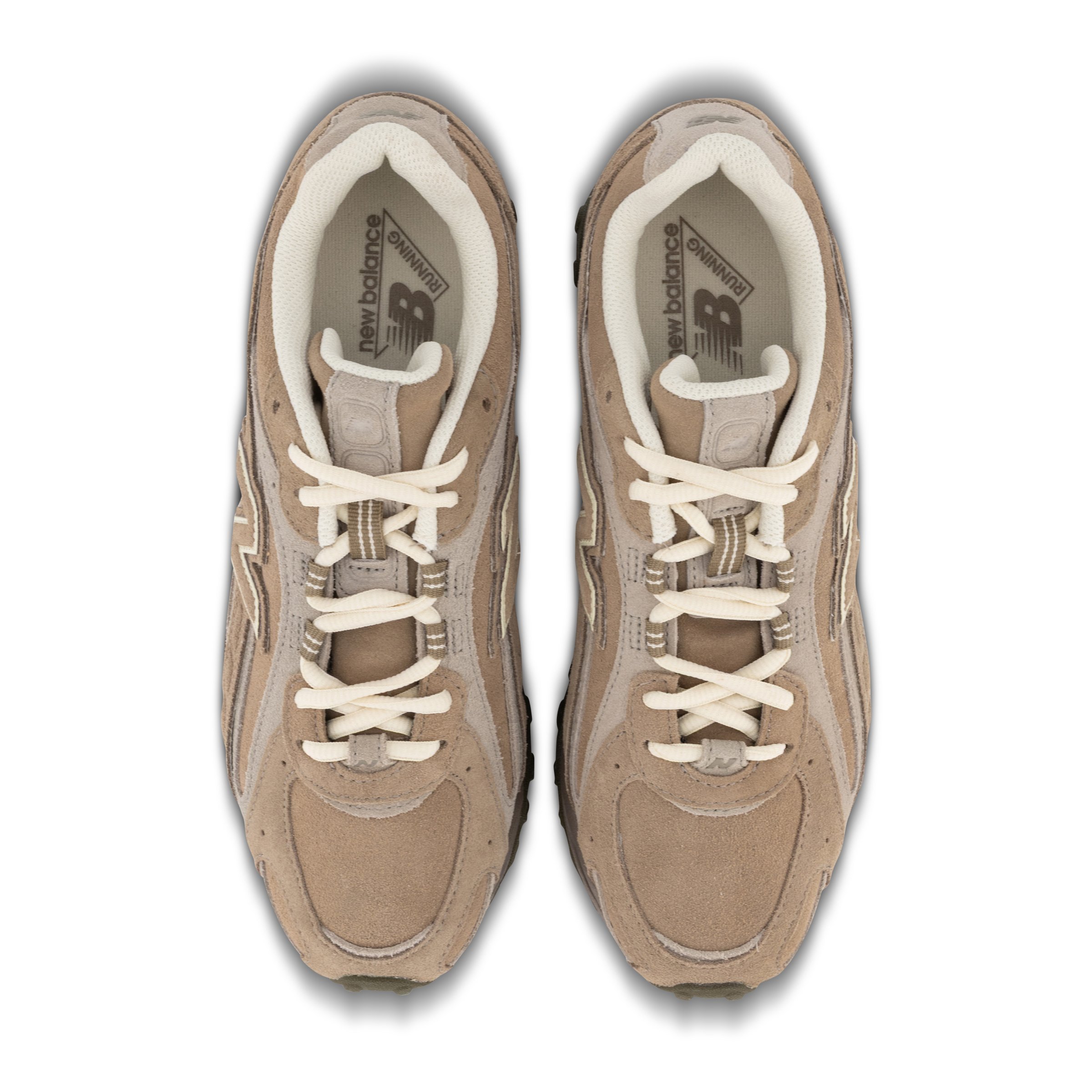New Balance 204L sneakers in Mushroom/Arid Stone | Hype DC
