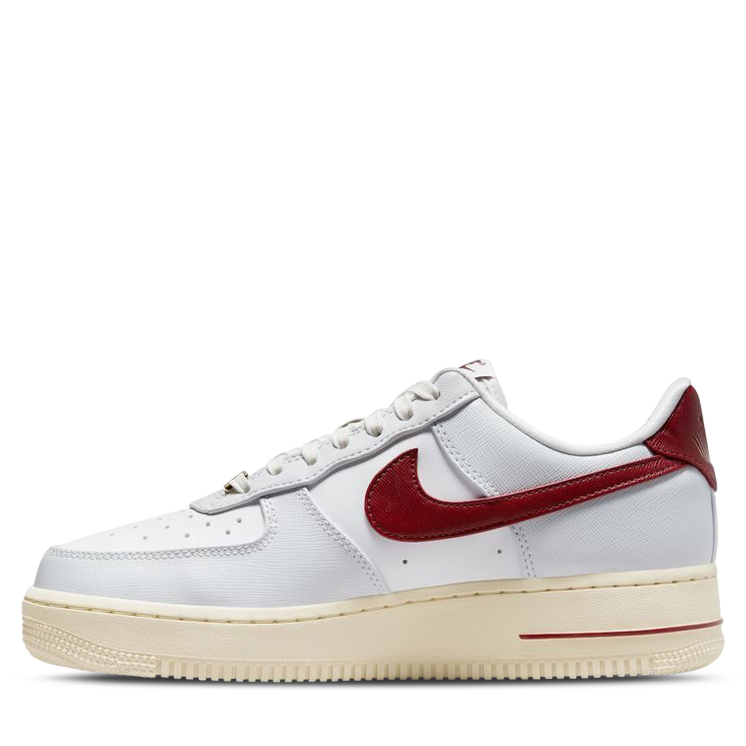 Nike wmns air force 1 clearance 07 se premium desert dust