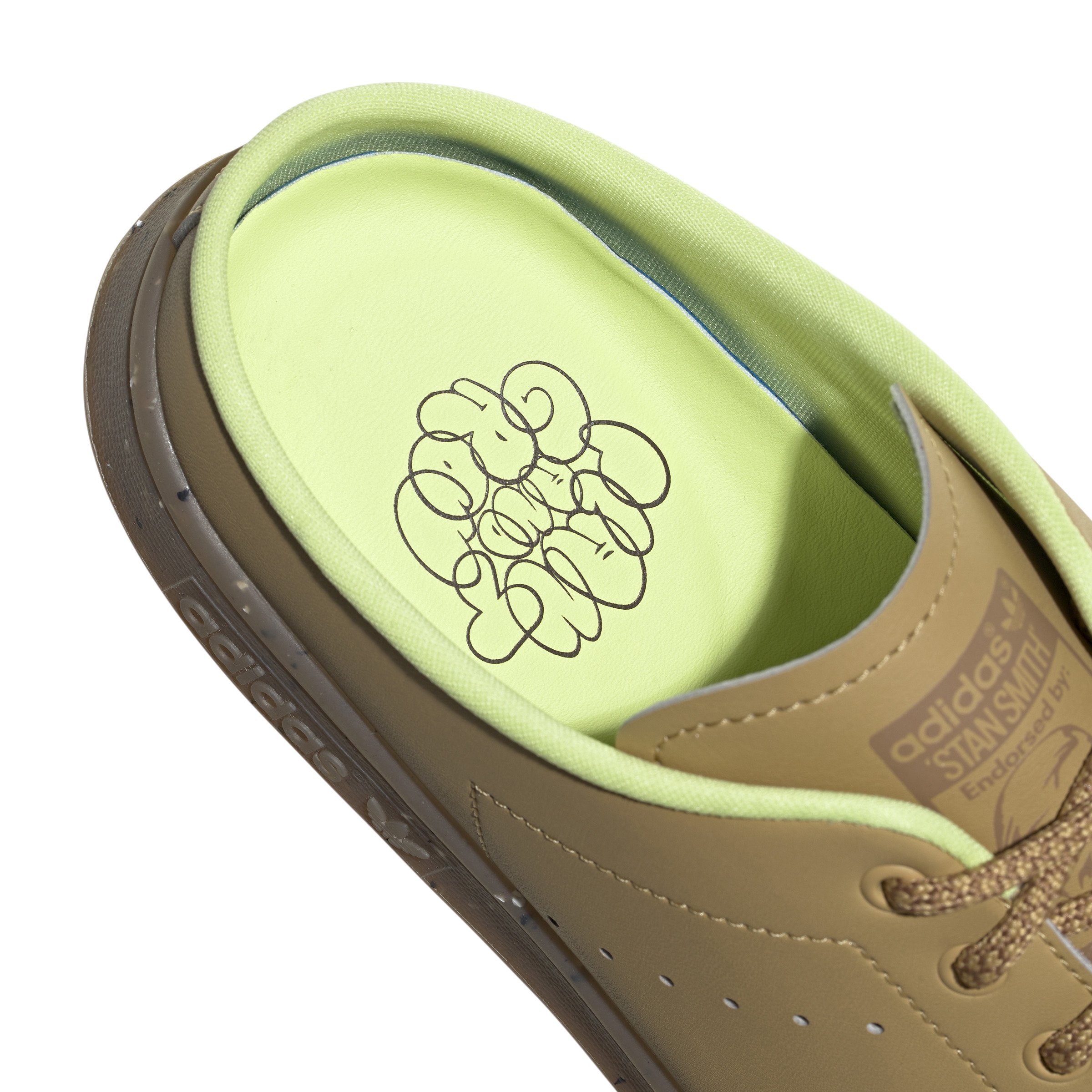 Adidas stan smith savannah solar red deals