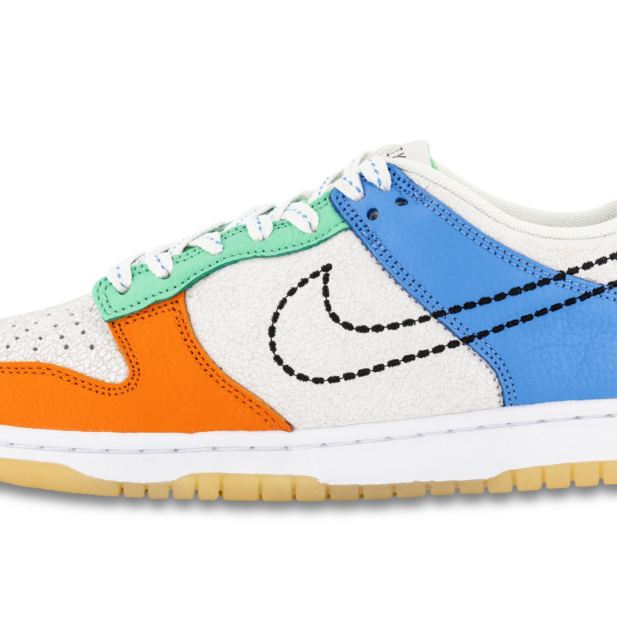 dunk low white black safety orange