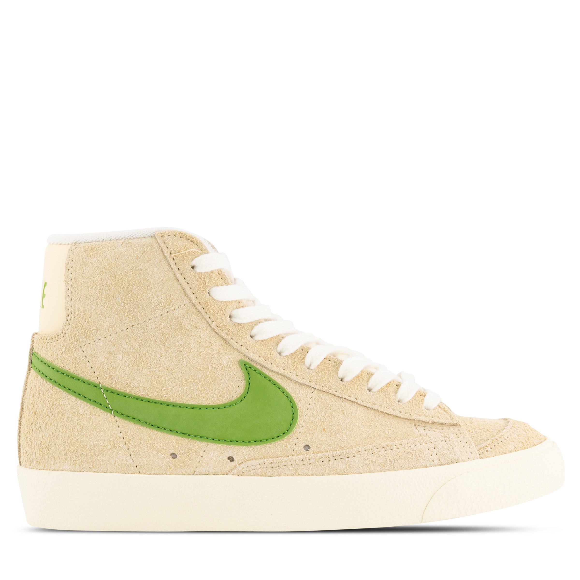 Gq on sale nike blazer