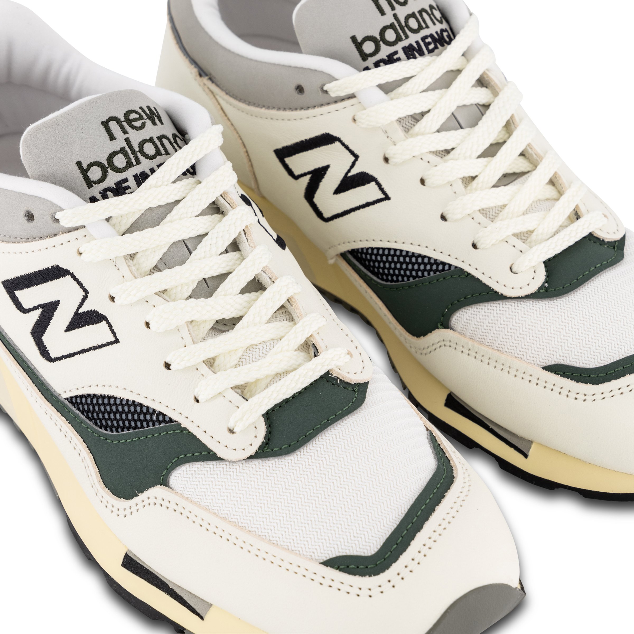 New Balance 1500 White Hype DC