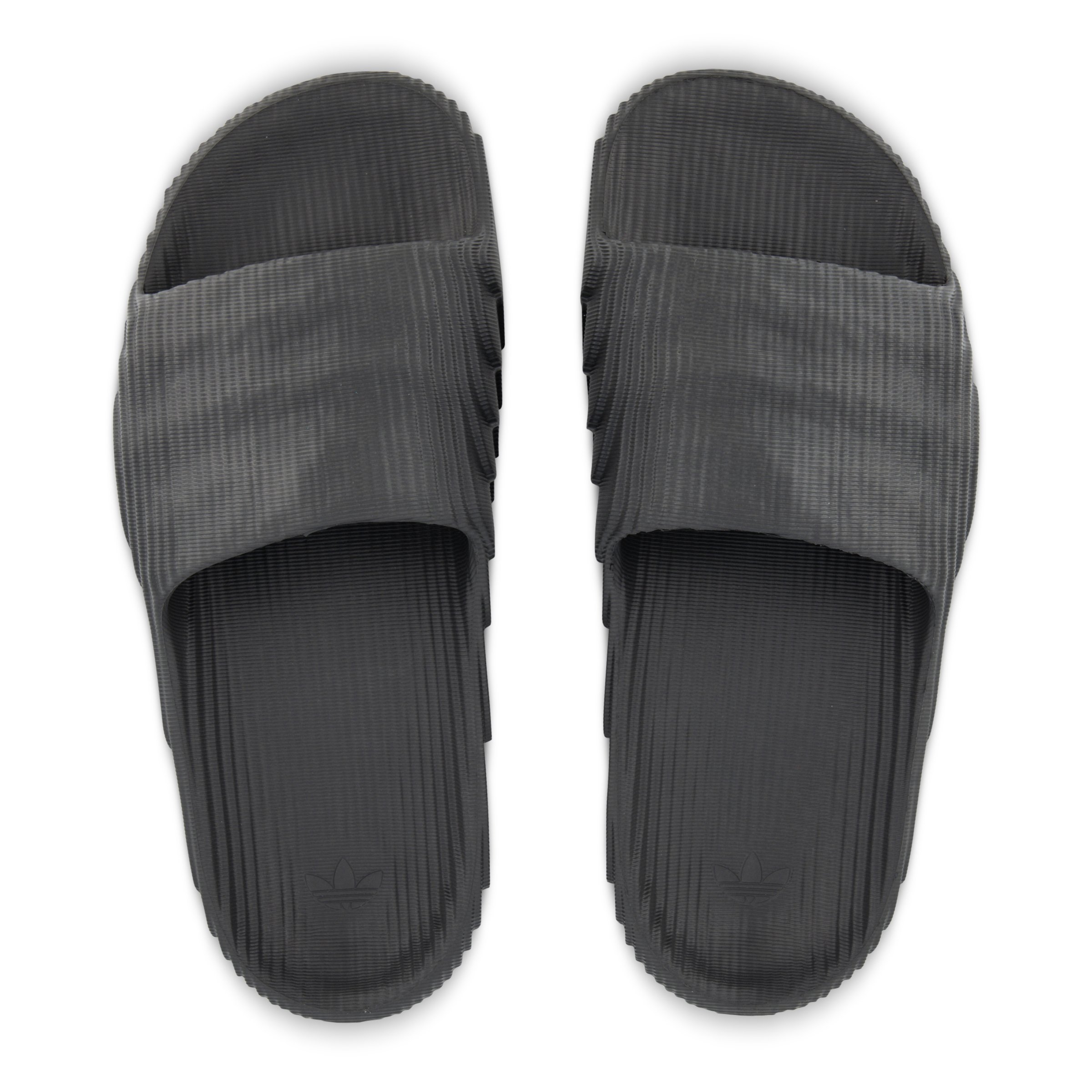 adilette triple black