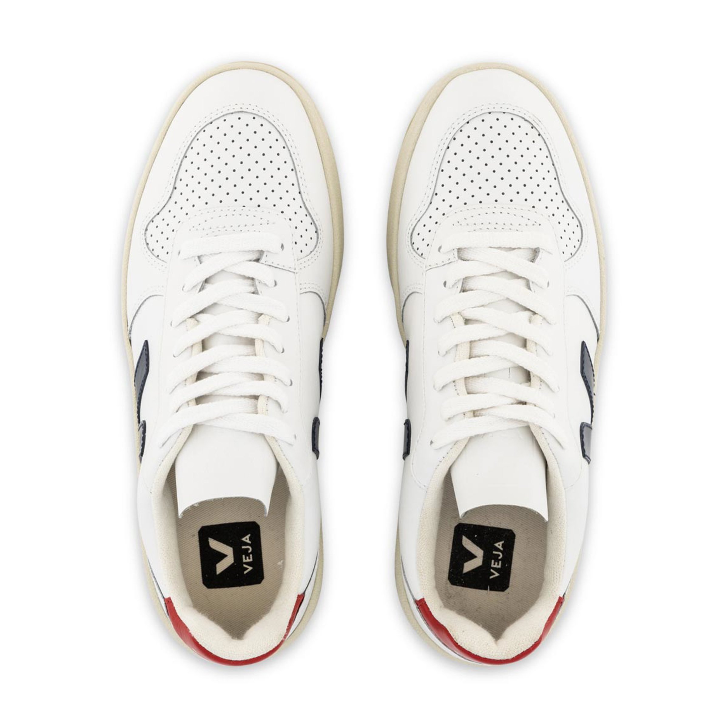 Veja extra white hot sale nautico pekin