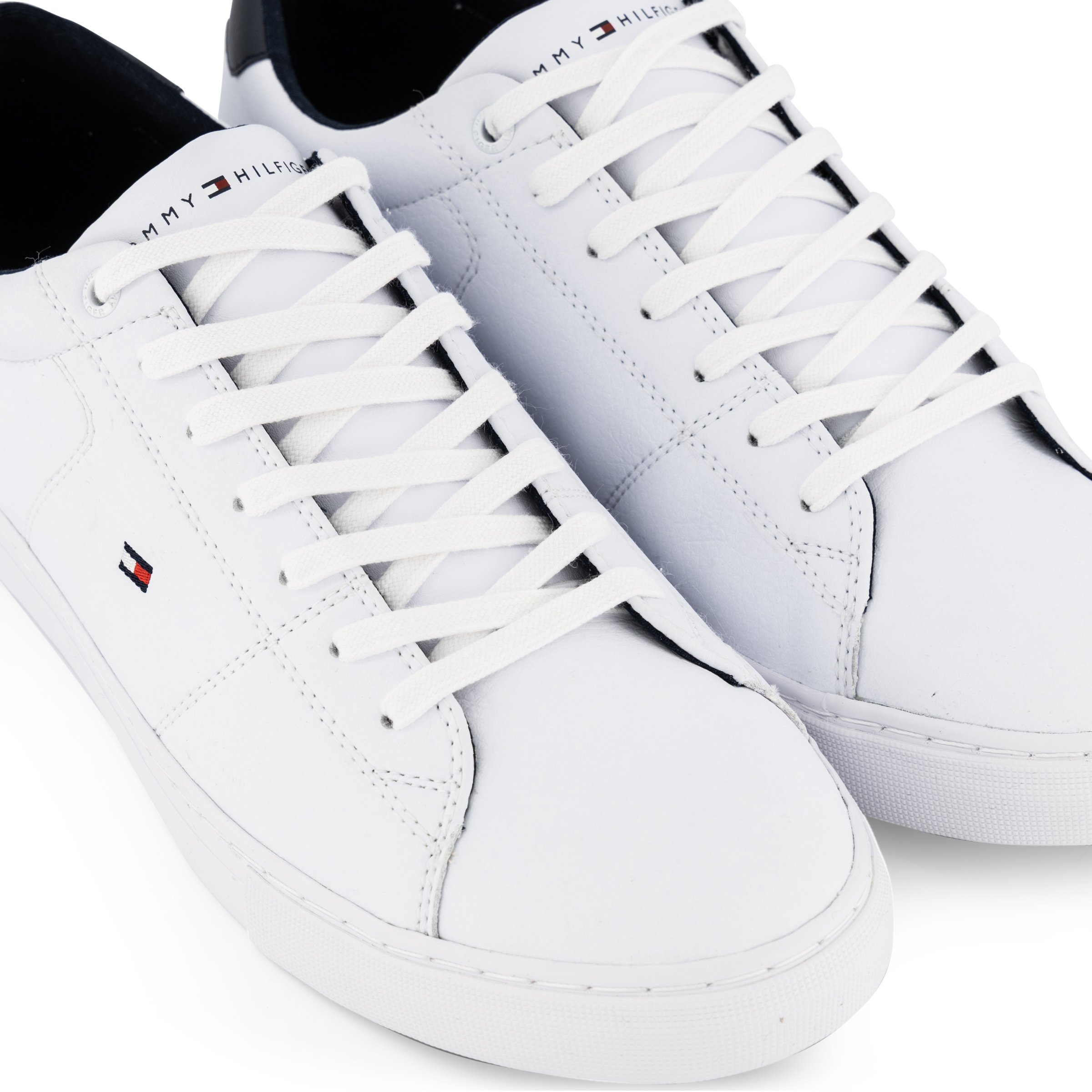 Tommy hilfiger essential online detail