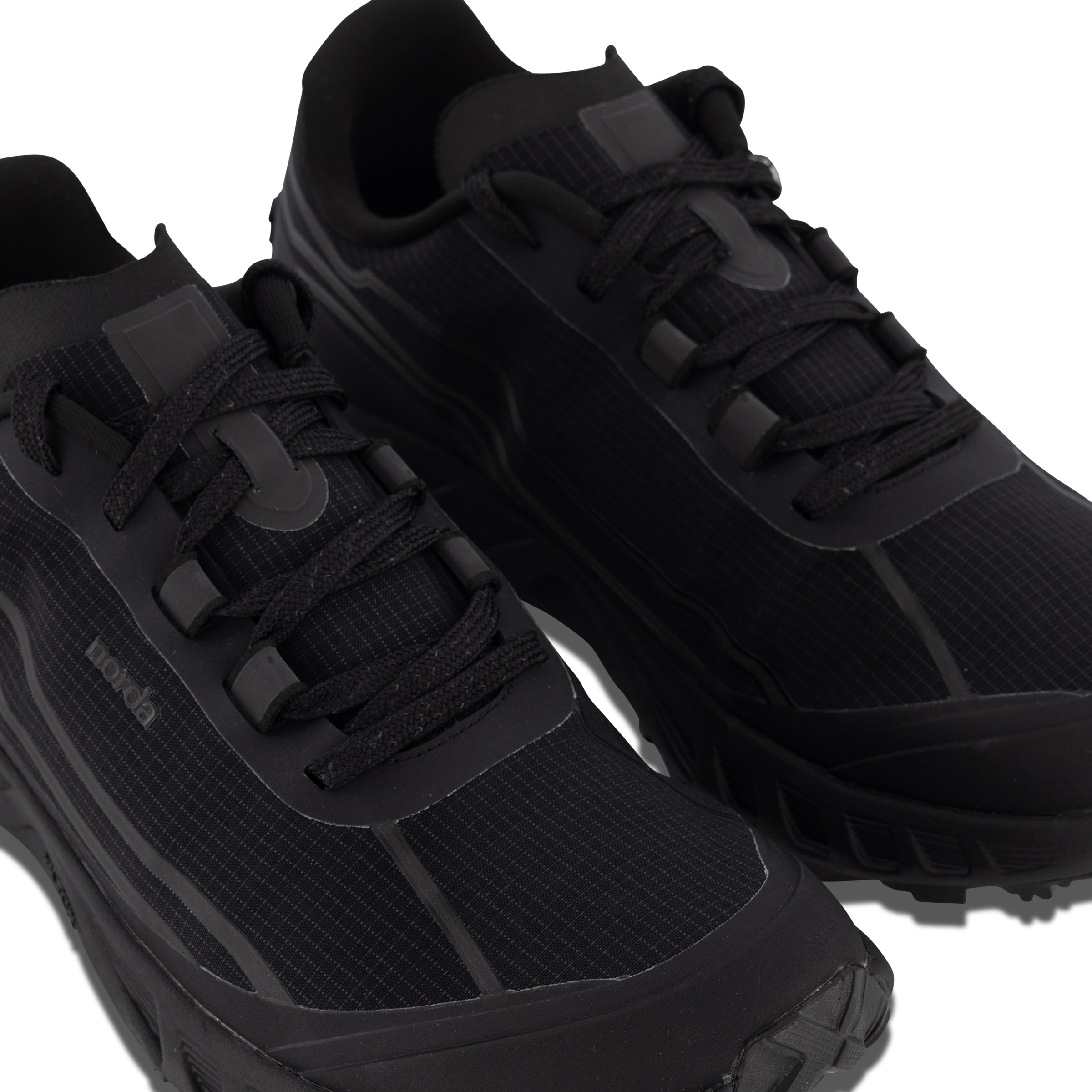 norda 002 Stealth Black | Hype DC