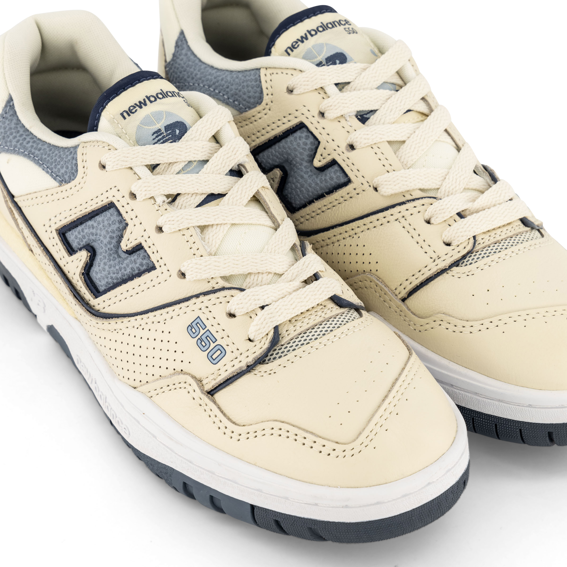 New Balance 550 Cream/Blue Hype DC