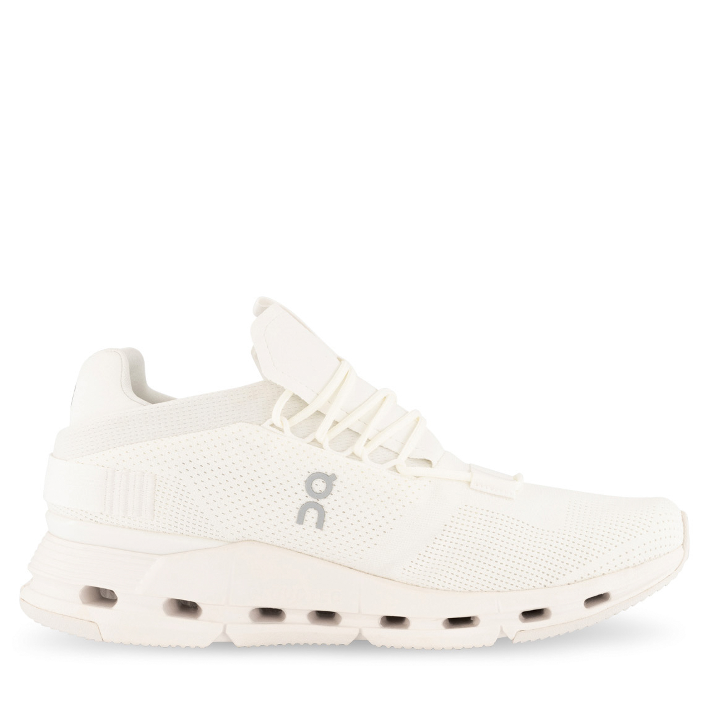 on cloud nova running shoes