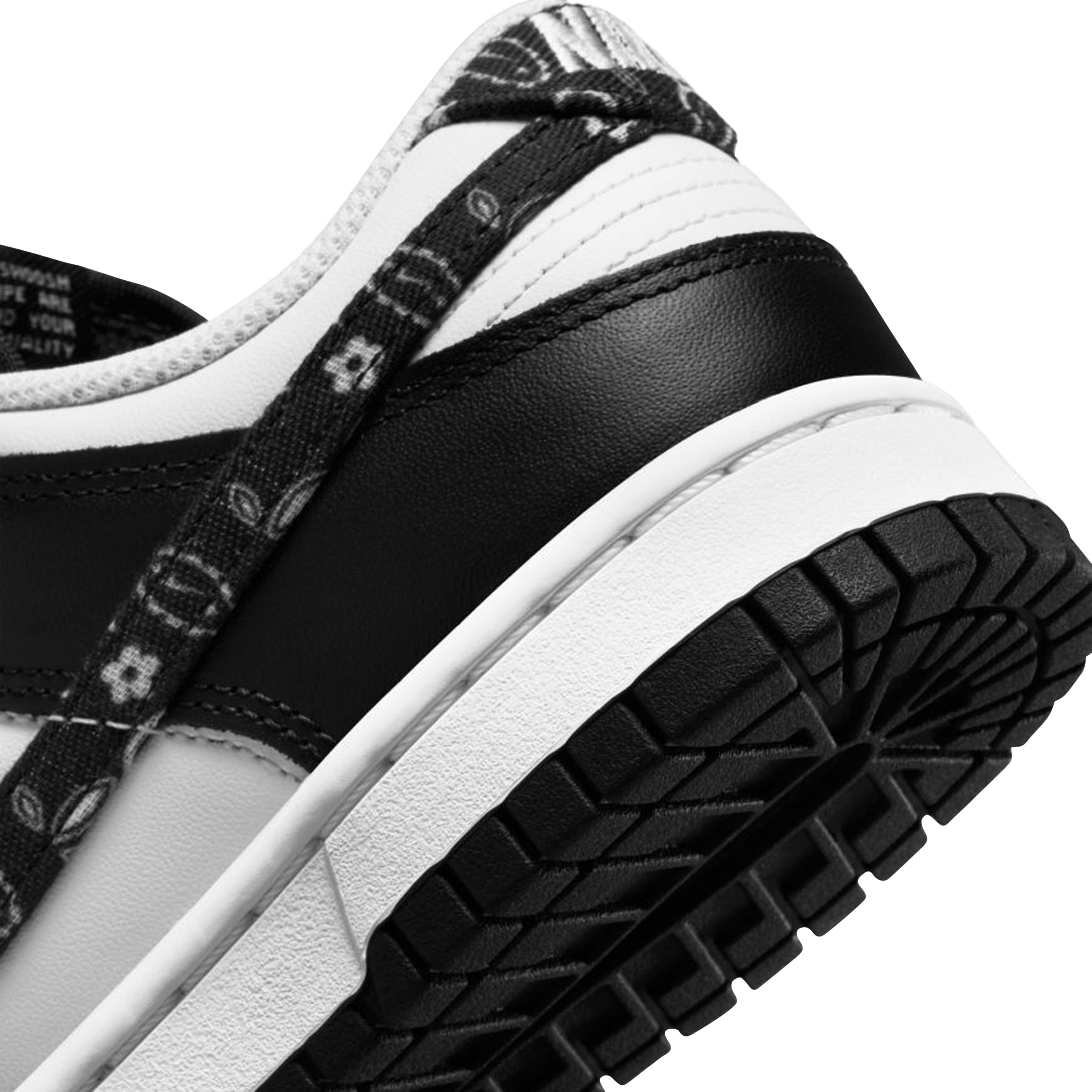 dunk low womens black