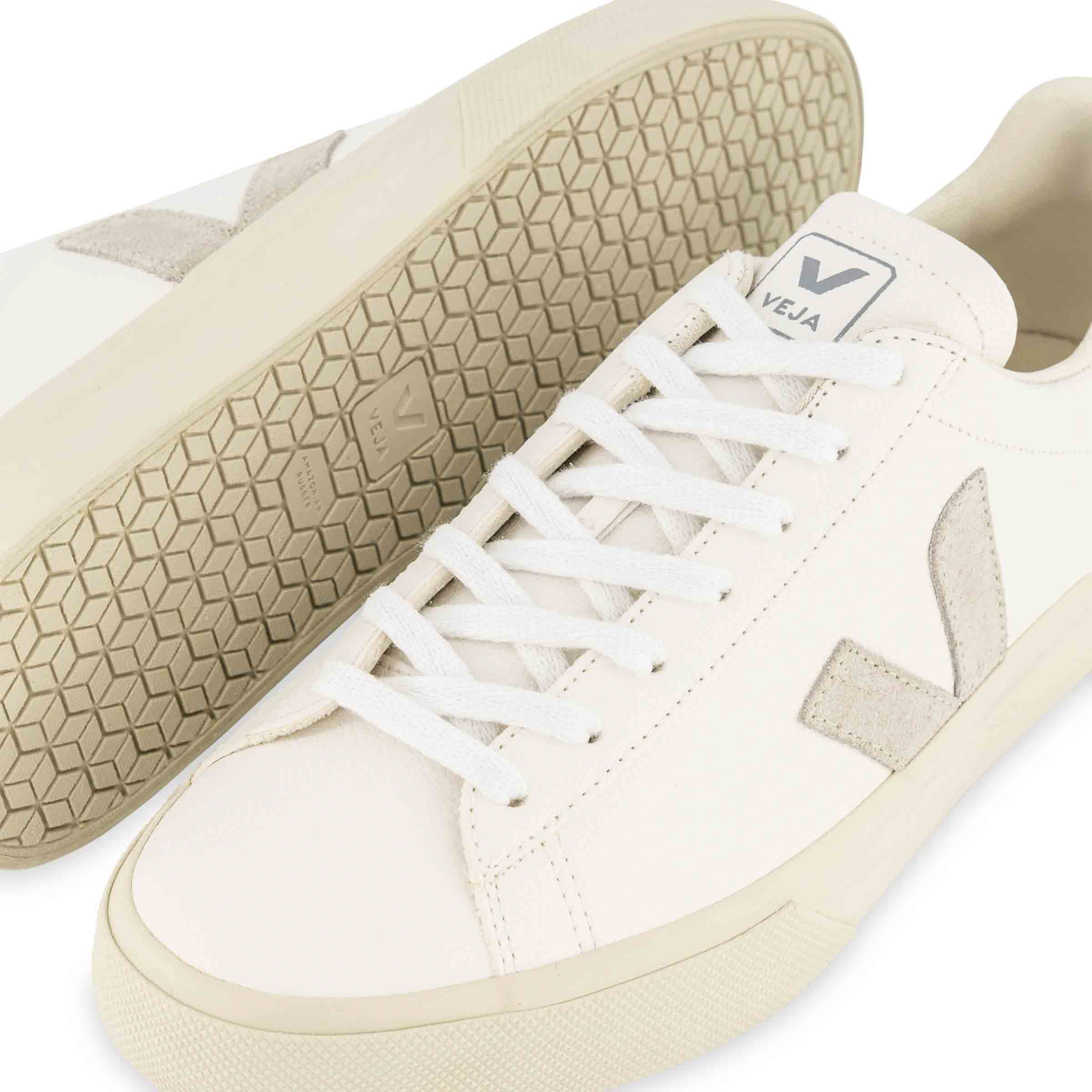 VEJA Campo Womens Extra White/Natural Suede | Hype DC