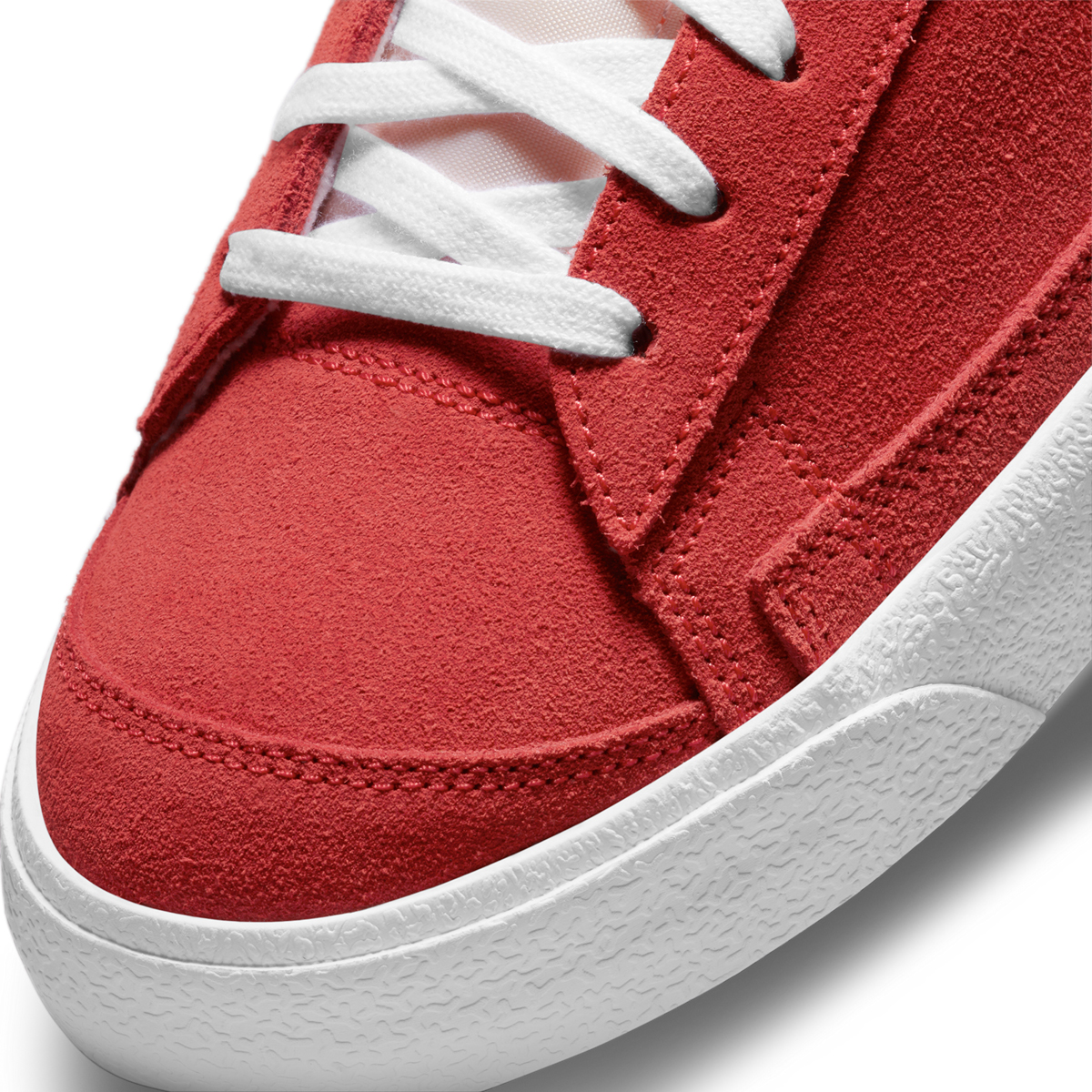 BLAZER LOW '77