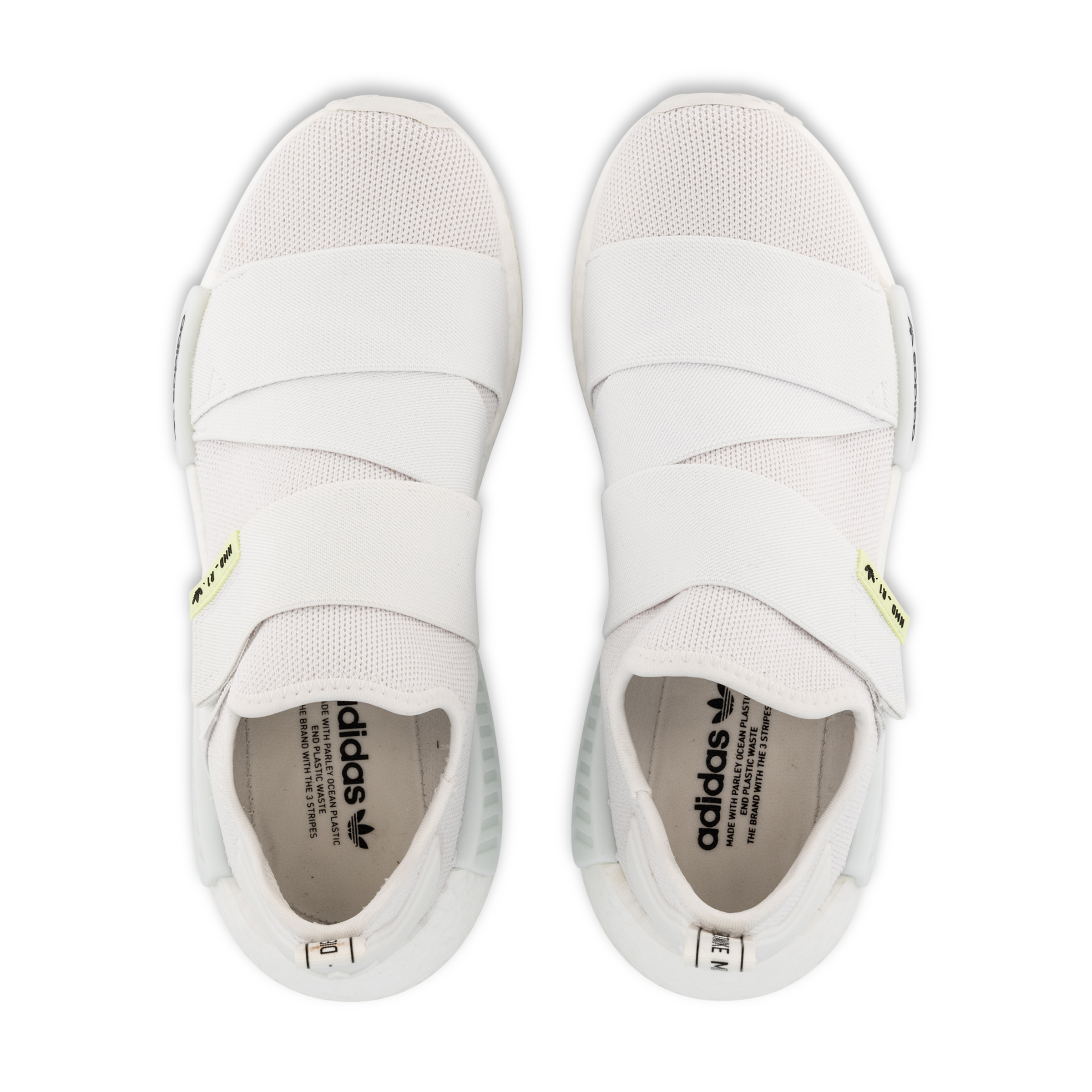 nmd r1 womens black and white