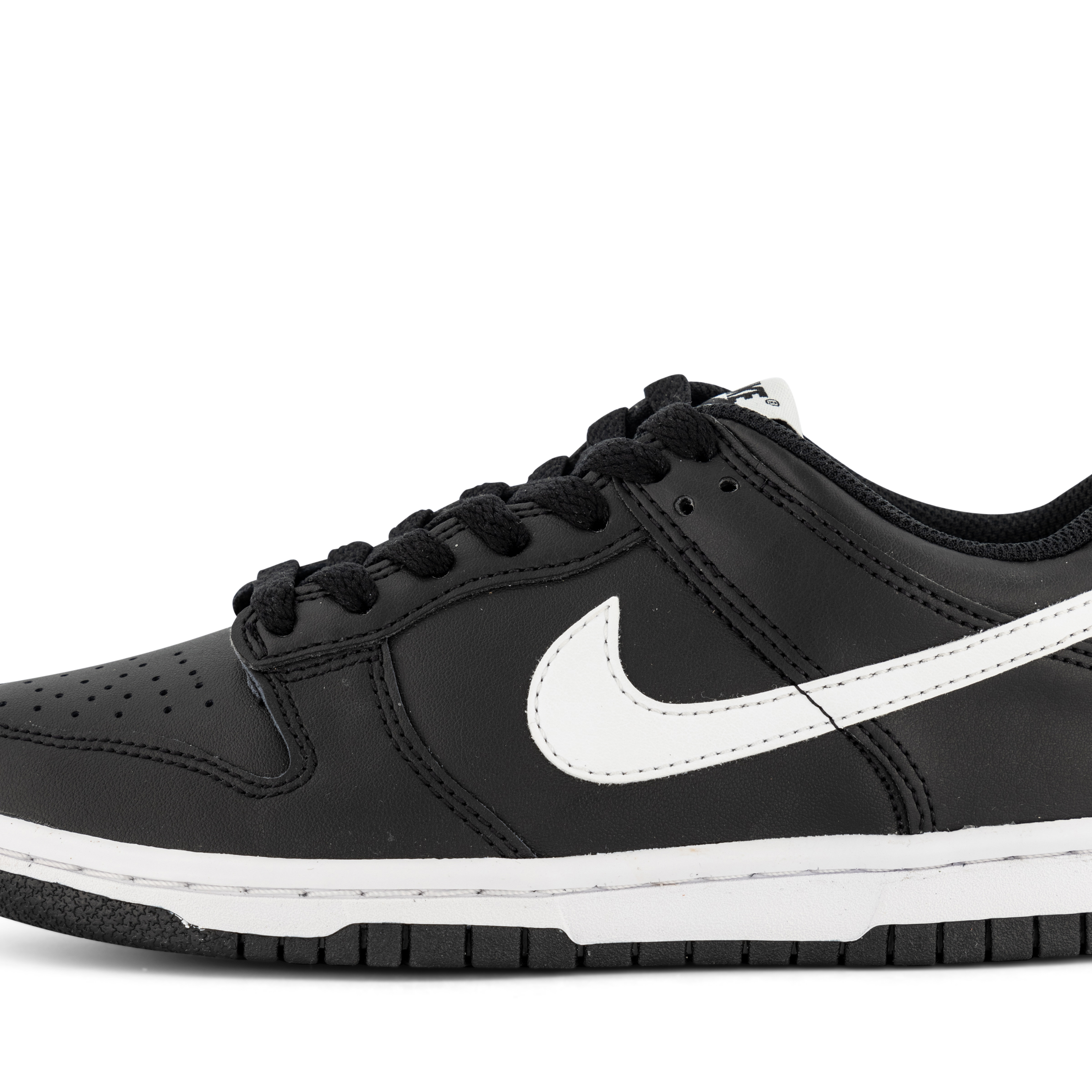 dunk low black white youth