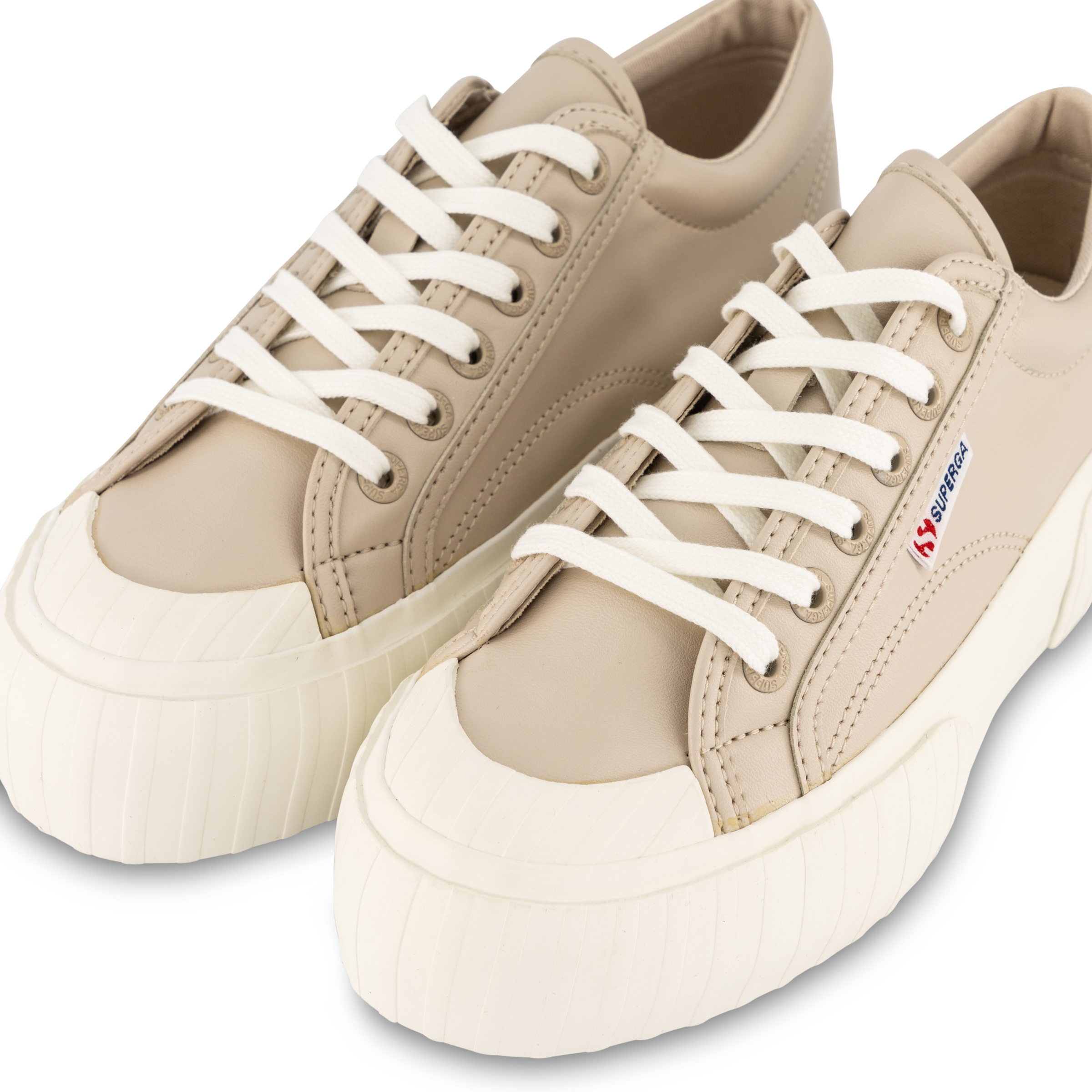 superga wit platform