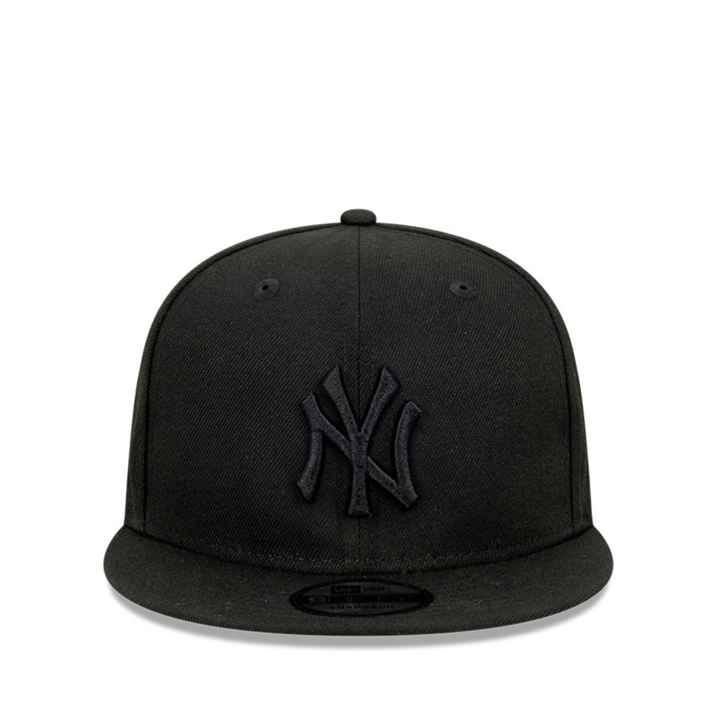 A NEW ERA York Yankees Mini Logo Essential Black/Black 39thirty Flexfit 